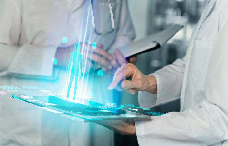 Close up people wearing lab coats (1)
